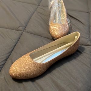 Brand new champagne glitter flats